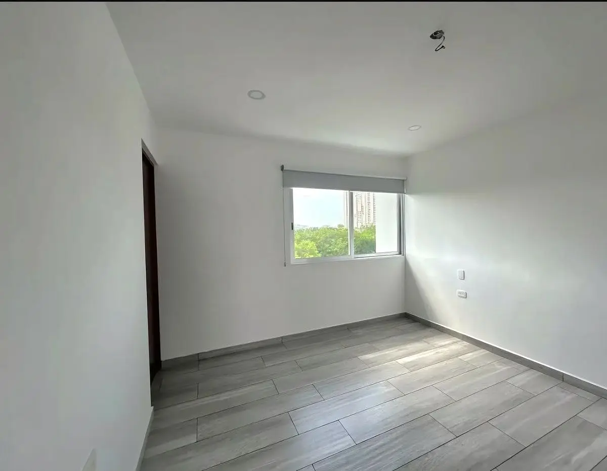 Renta Townhouse 3 Recamaras sin Muebles Altabrisa — foto 5