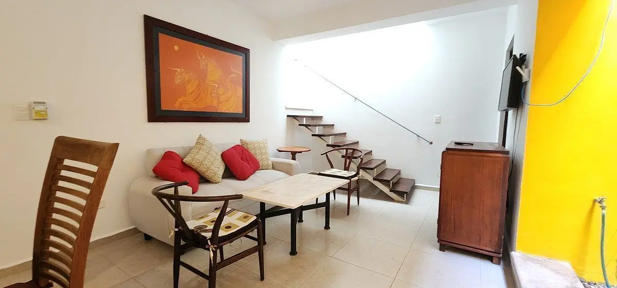 Renta Townhouse amueblado 2 Recamaras Sodzil — foto 2