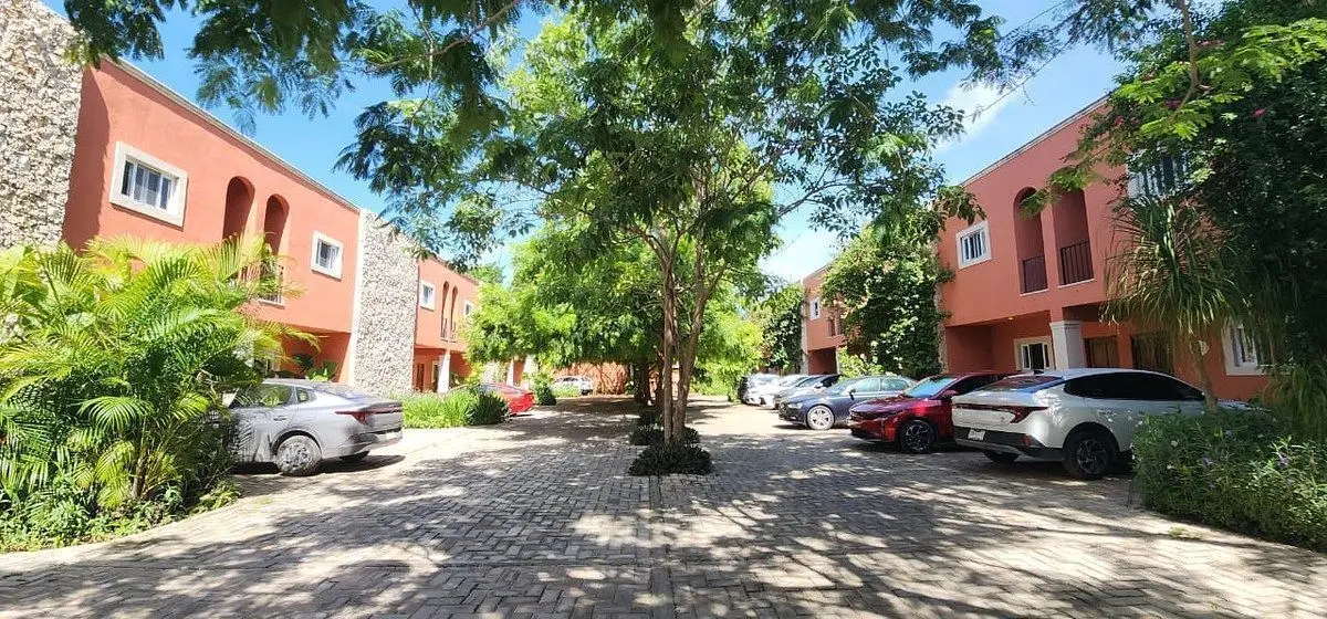 Renta Townhouse amueblado 2 Recamaras Sodzil