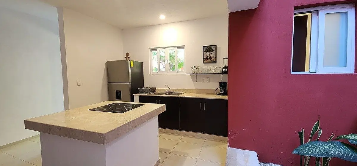 Renta Townhouse amueblado 2 Recamaras Sodzil Norte — foto 2
