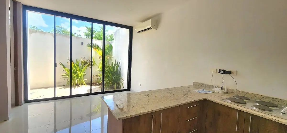 Renta Townhouse sin muebles con paneles solares — foto 5