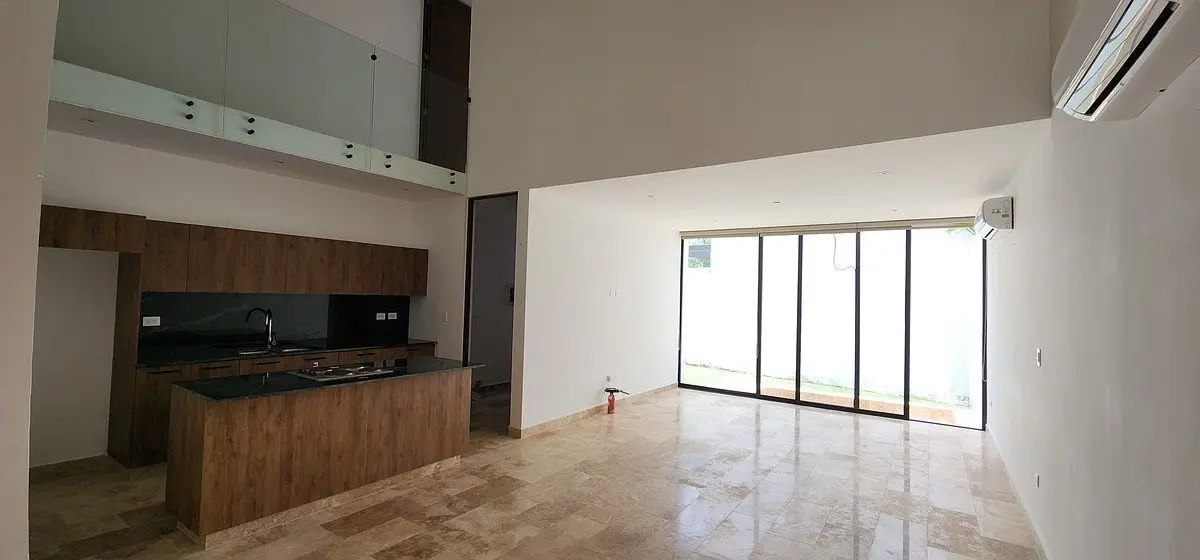 Renta Townhouse sin Muebles Temozón 3 Recamaras + Estudio — foto 2