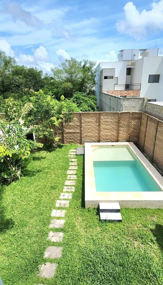Rentq Bonita casa en Conkal 3 Recamaras con Piscina