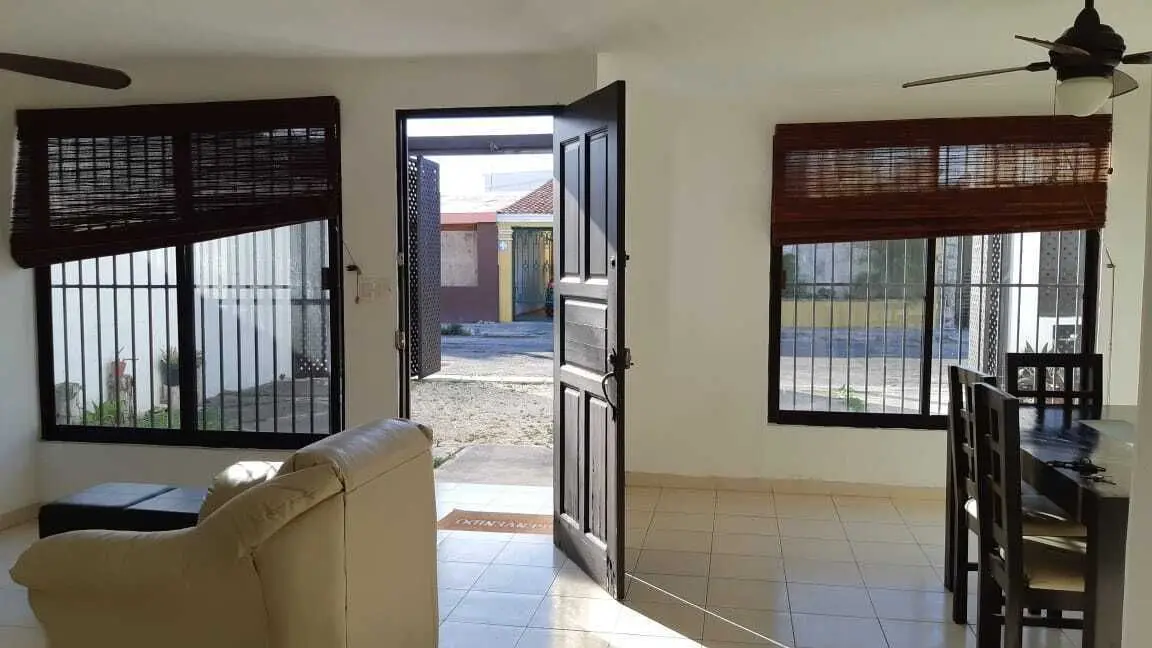 Venta casa 3 Recamaras una sola planta Montes de Ame — foto 5