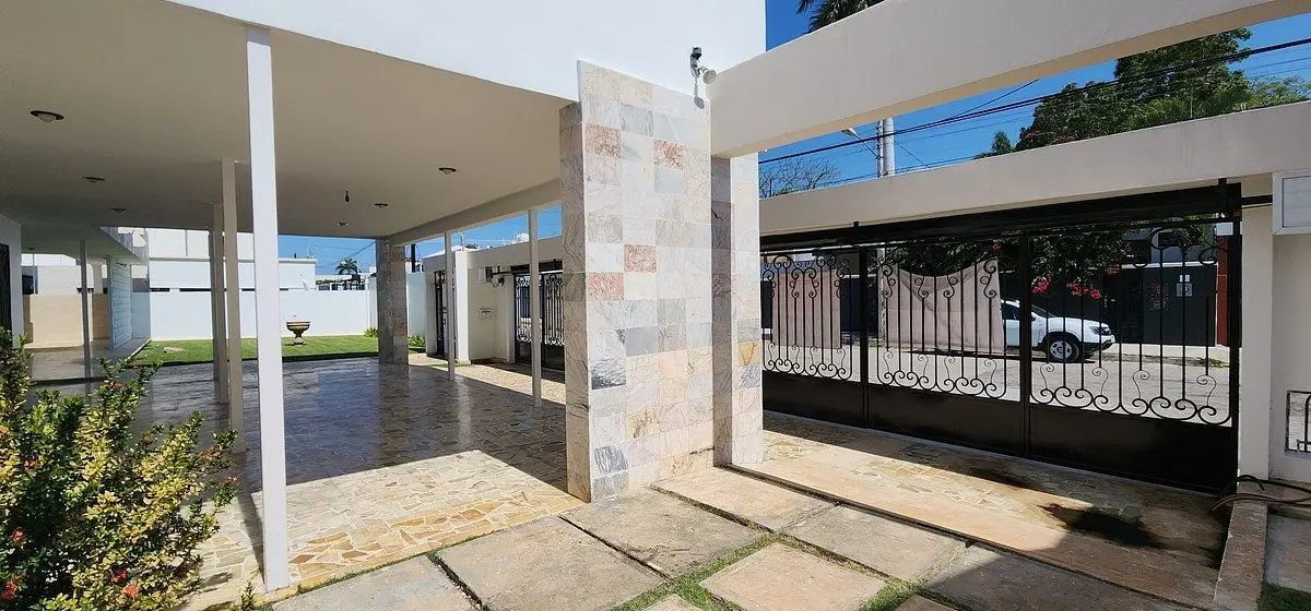 Venta de Casa Residencial en Campestre c/Paneles Solares — foto 3