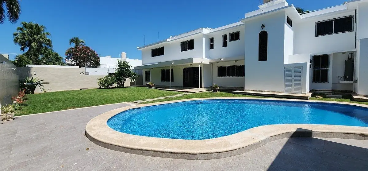 Venta de Casa Residencial en Campestre c/Paneles Solares
