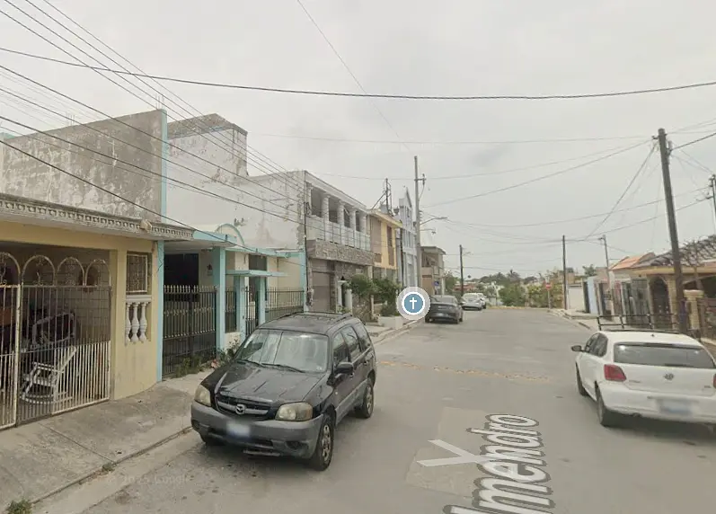 Casa en Venta Solo Recursos Propios en remate — foto 2