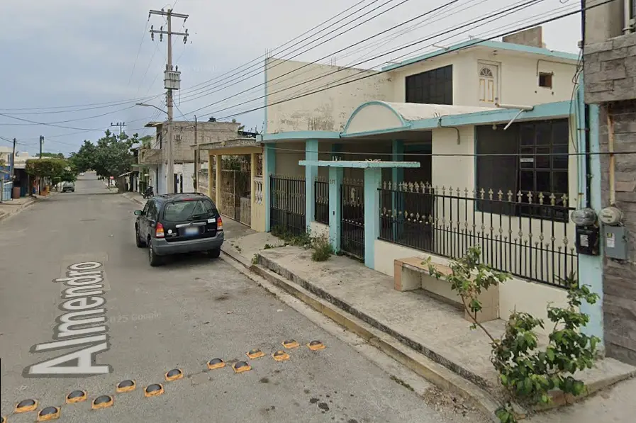 Casa en Venta Solo Recursos Propios en remate — foto 3