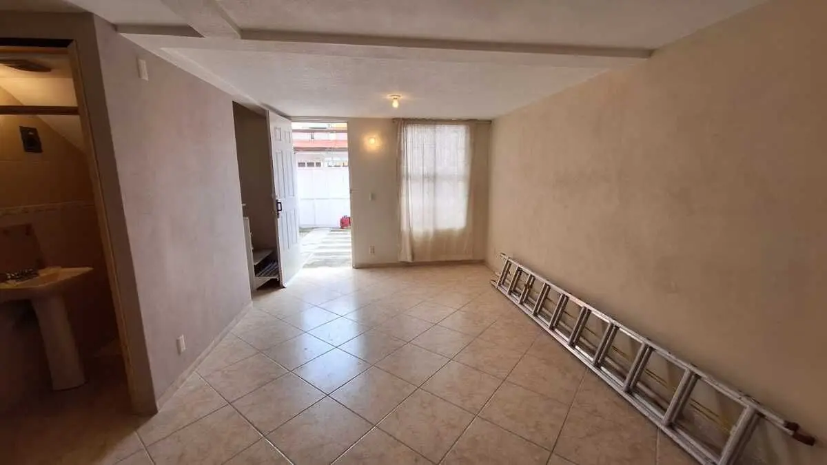 Casa en Col-Fracc. Paseos de Satín, Toluca — foto 3