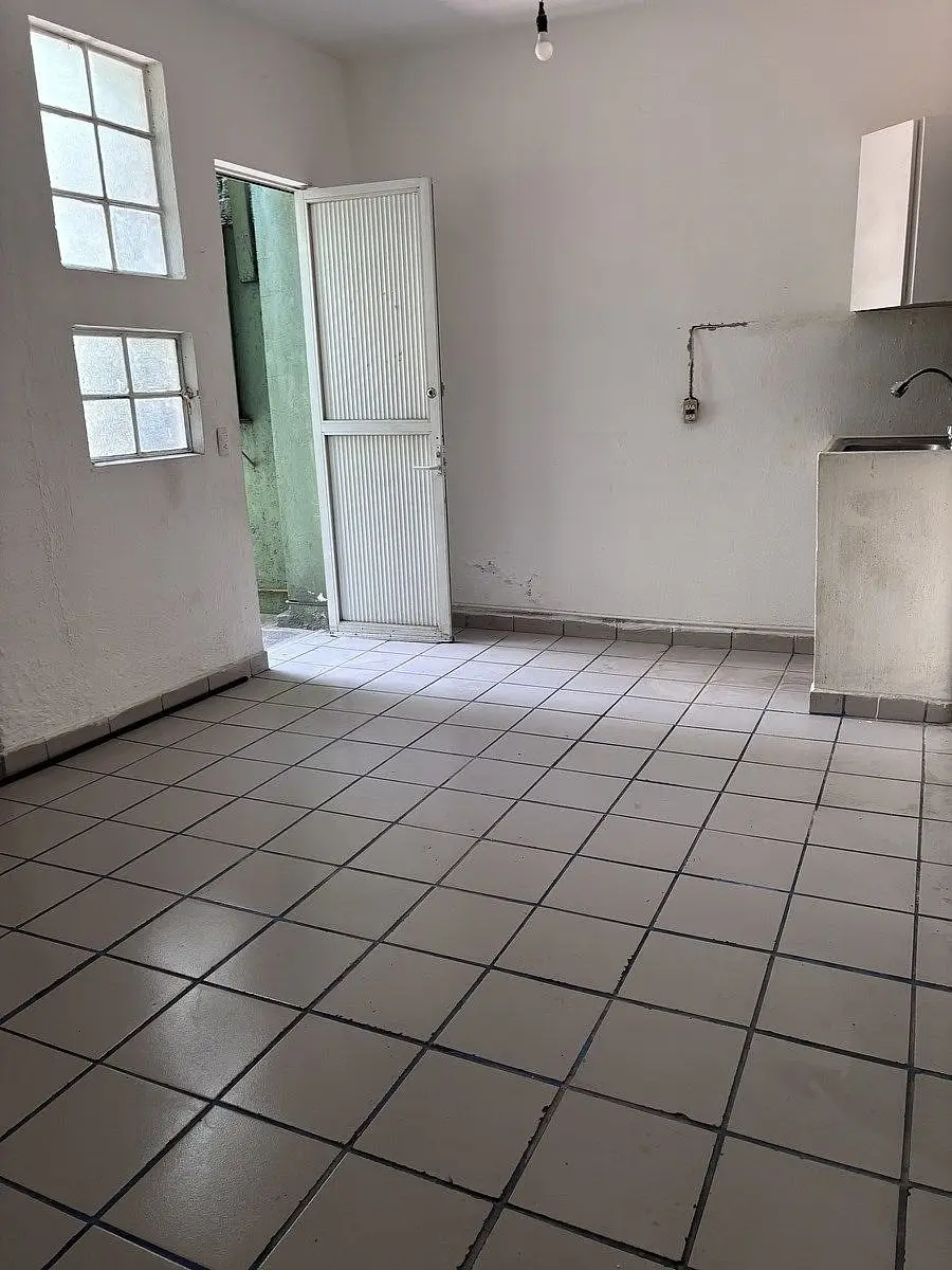 Casa en Venta con Departamentos en Azcapotzalco — foto 2
