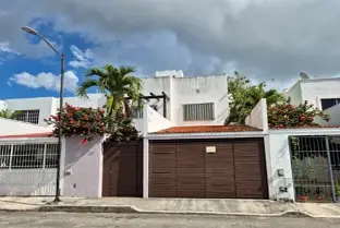 Casa en Venta Fracc. Bosque Real, Playa del Carmen Quintana Roo