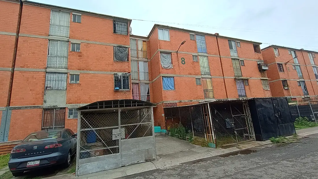 Departamento en Venta en San Pablo de las Salinas | Primer Piso, Infonavit Acept