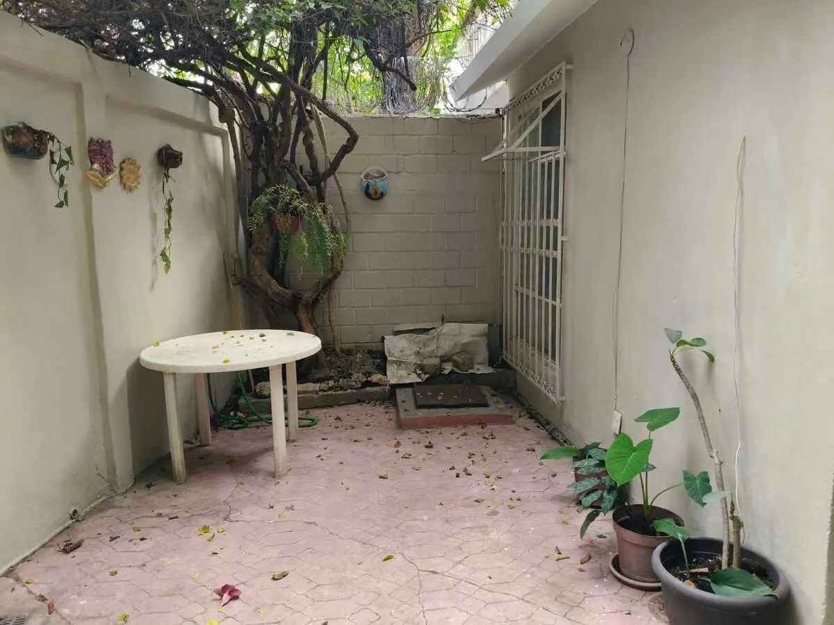 Se renta departamento amueblado en Col Juan Crispín — foto 2