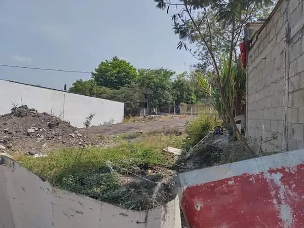 Se renta terreno frente a la entrada de la Central de Abastos — foto 3
