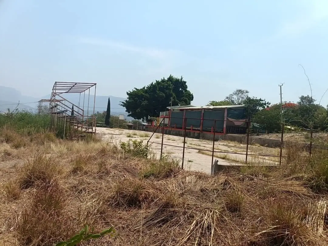 Se vende terreno con construcción — foto 6