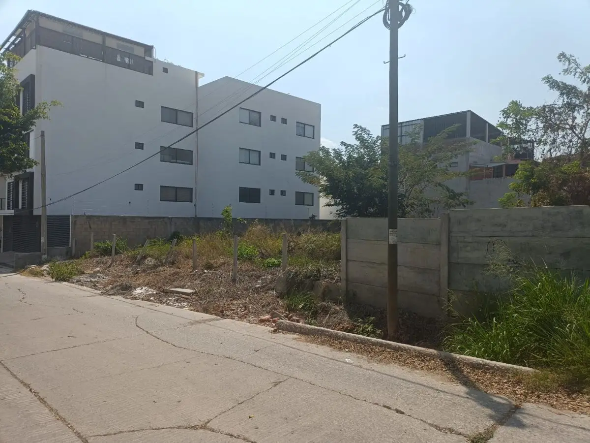 Se vende terreno residencial en Col Mirador II