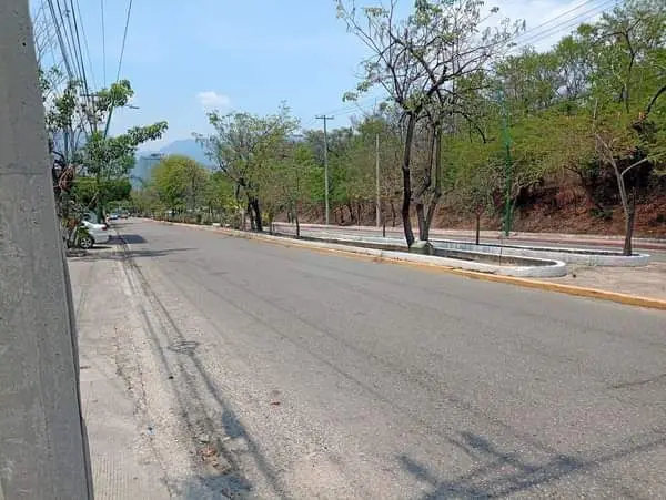 Terreno en Venta atrás de Toks Oriente — foto 6