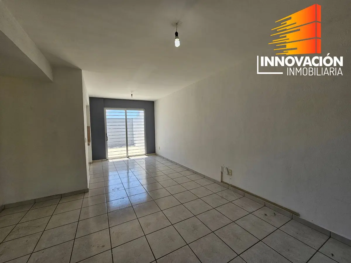 Se Renta Casa 2 Recamaras + 1 Estudio Opción a 3er Recamara, Zona Norte de Villa — foto 4