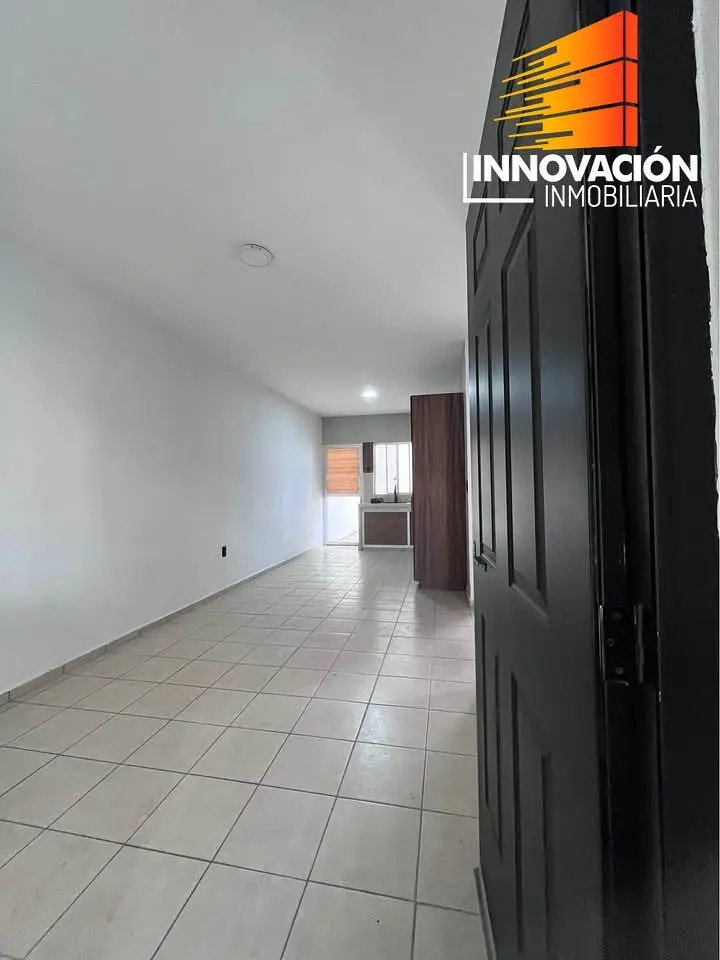 Se Vende Casa en Vista Bugambilias, Villa de Alvarez, Colima, 2 Recamaras $1.5 M — foto 2