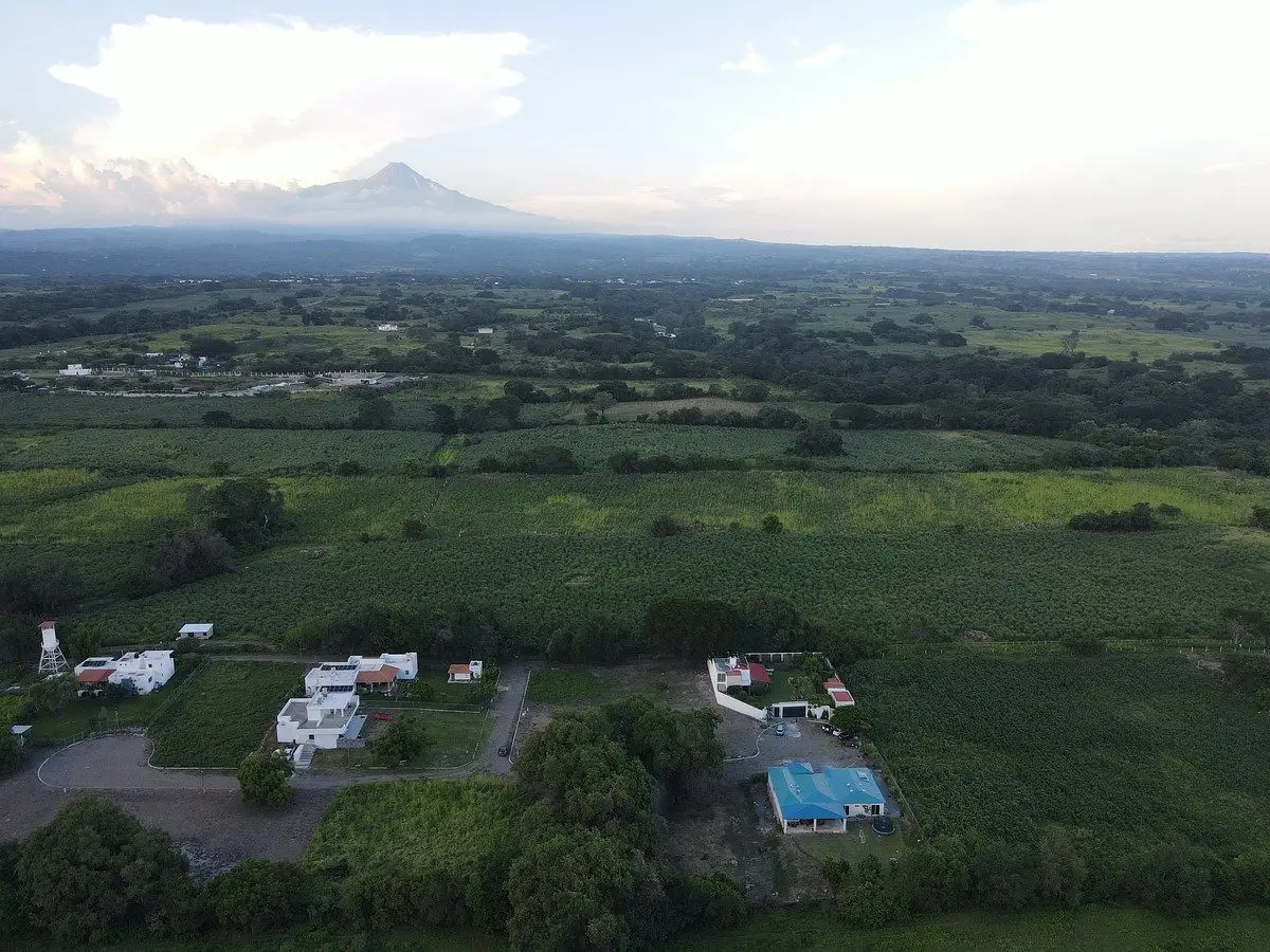 Se Vende Lote con Escritura Individual en Valle del Ruiseñor, Cuauhtemoc Colima