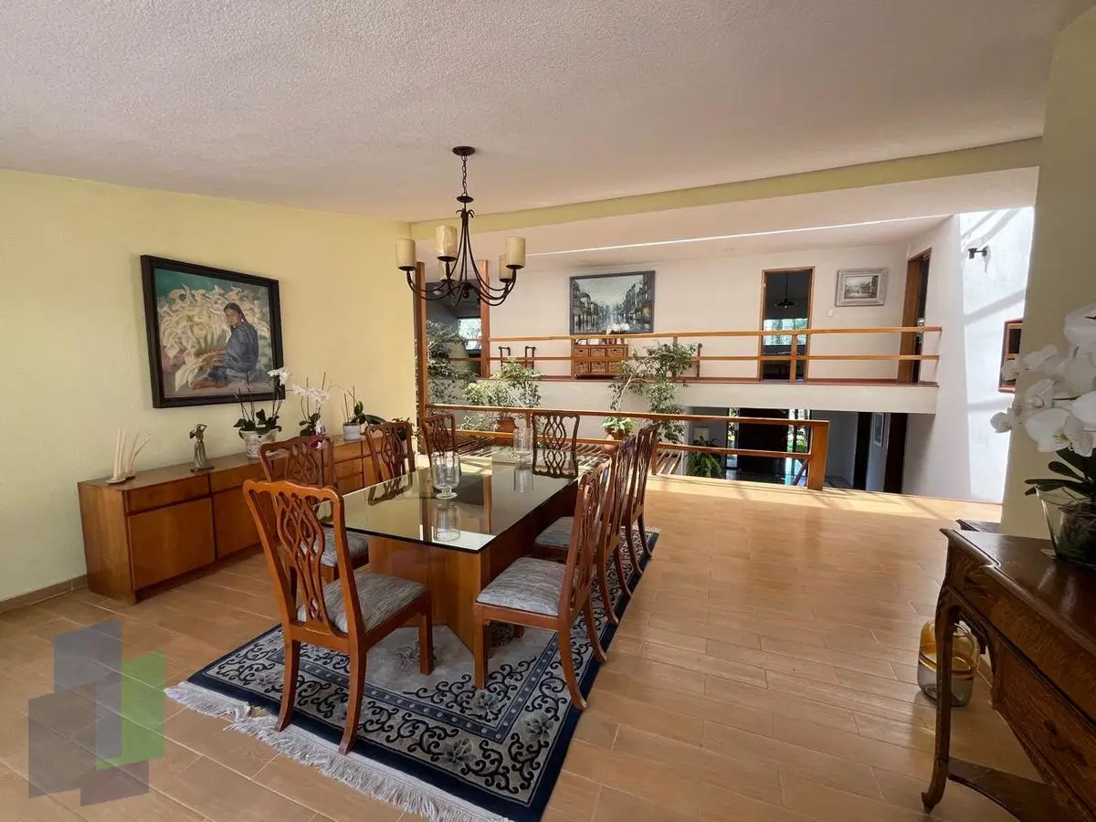 Jurica casa en venta con 4 recámaras y bungalow independiente. — foto 6