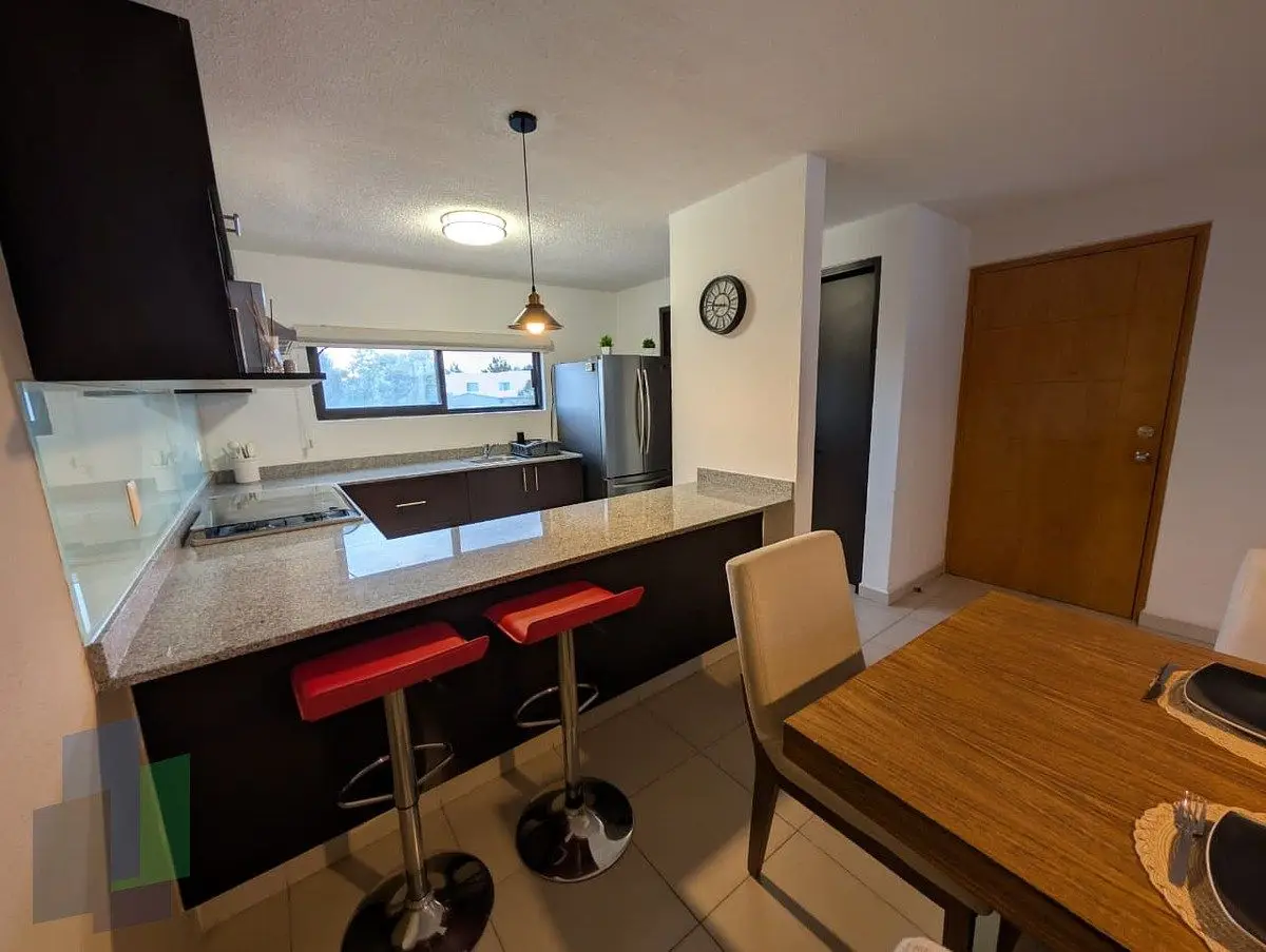 Juriquilla Santa Fe, en renta amueblada de dos habitaciones con baño. — foto 2