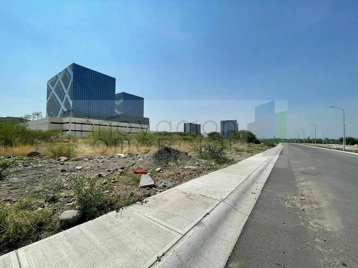 Terrenos en Venta Uso de Suelo Mixto Atrás de Antea,. — foto 6