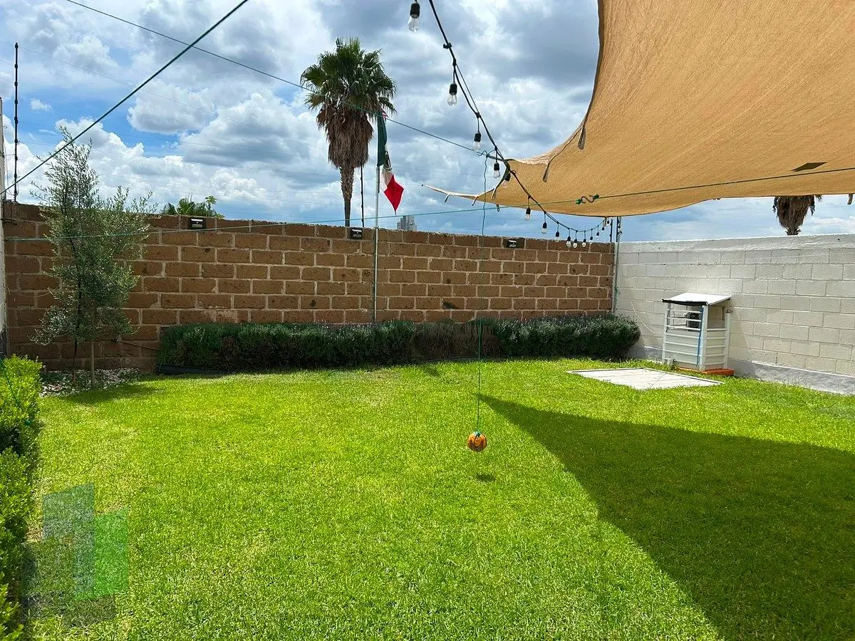 Cumbres del lago Juriquilla casa en renta con amplio jardín. — foto 5