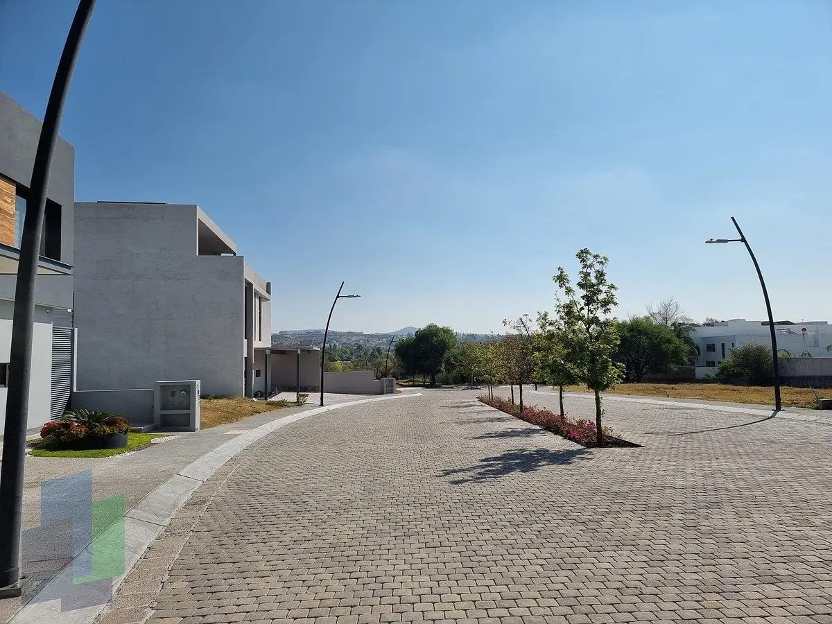 Terrenos en Lago Juriquilla con unos jardines excepcionales — foto 6