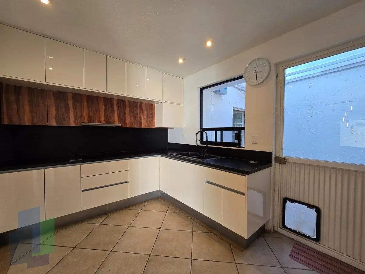 RENTA | Jurica Pinar, Casa con opción a 4a habitación. — foto 5