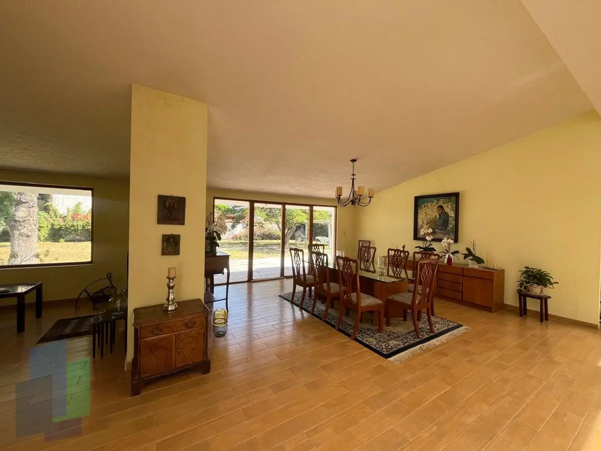 Jurica casa en venta con 4 habitaciones y bungalow independiente. — foto 2