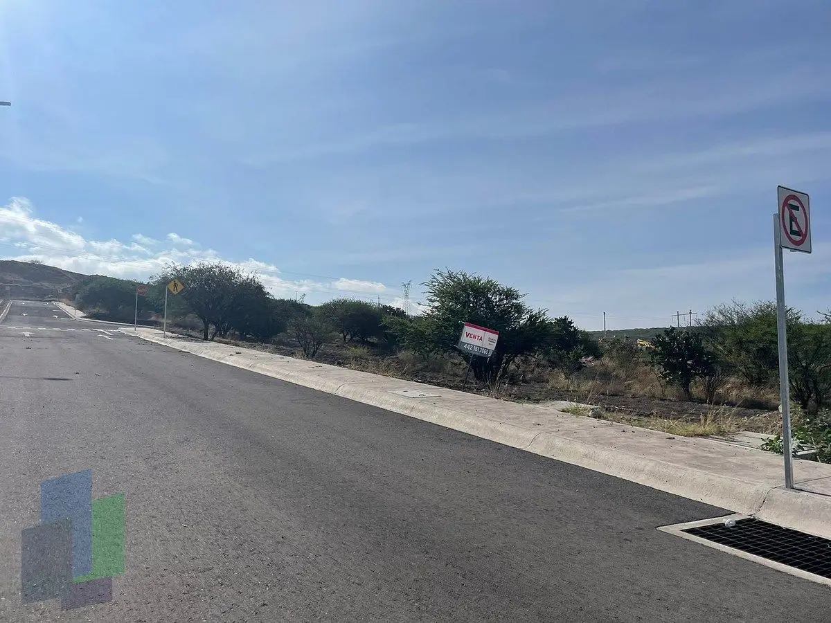 Terreno en venta con uso de suelo comercial y de servicios con doble frente. — foto 6