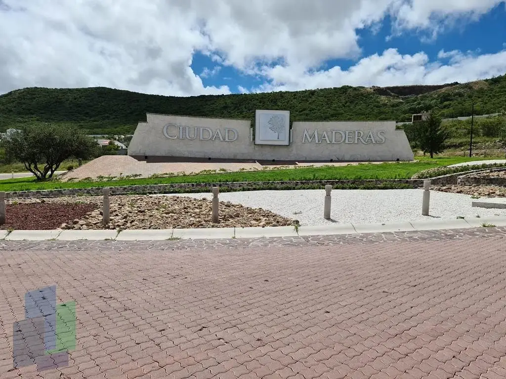 Terreno en Venta en Ciudad Maderas Corregidora, plano, listo para construir — foto 3