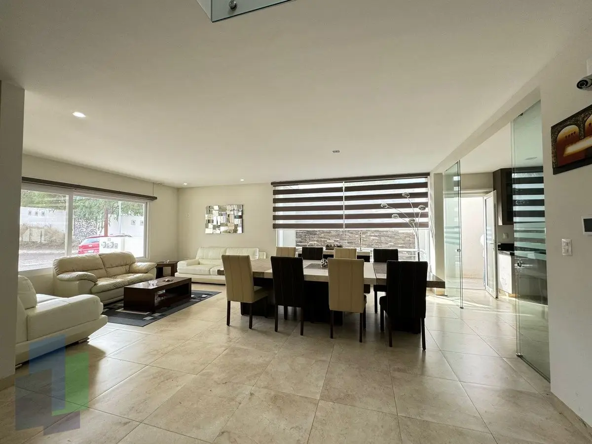 Casa en Venta en Zibatá, con 5 habitaciones y cuarto de servicio, en clúster — foto 3
