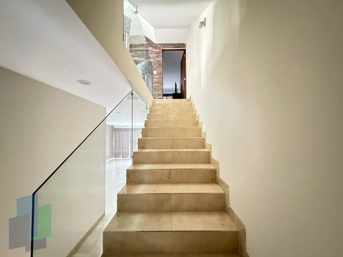 Casa en Venta en Zibatá, con 5 habitaciones y cuarto de servicio, en clúster — foto 6