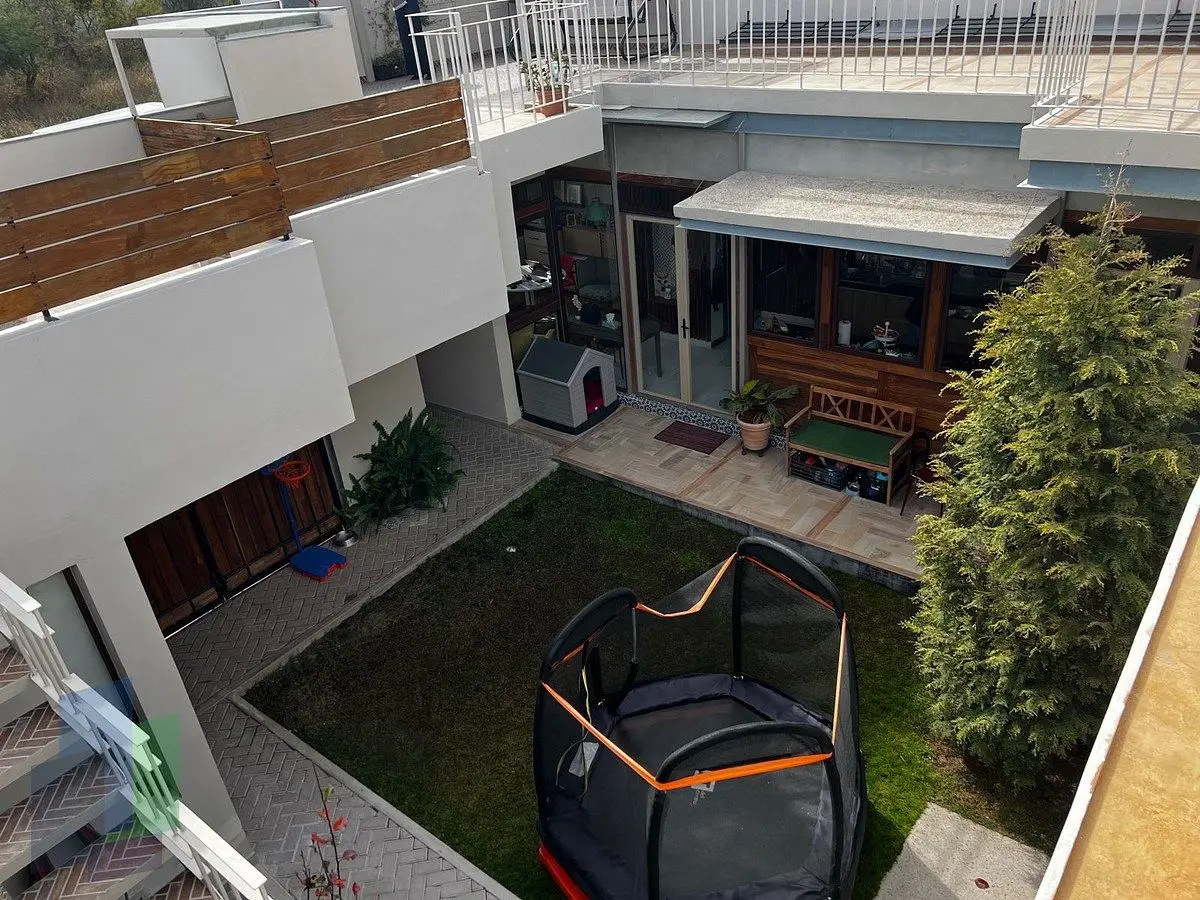 Casa en Venta en Zibatá, estilo México – Contemporánea, de 3 niveles — foto 4