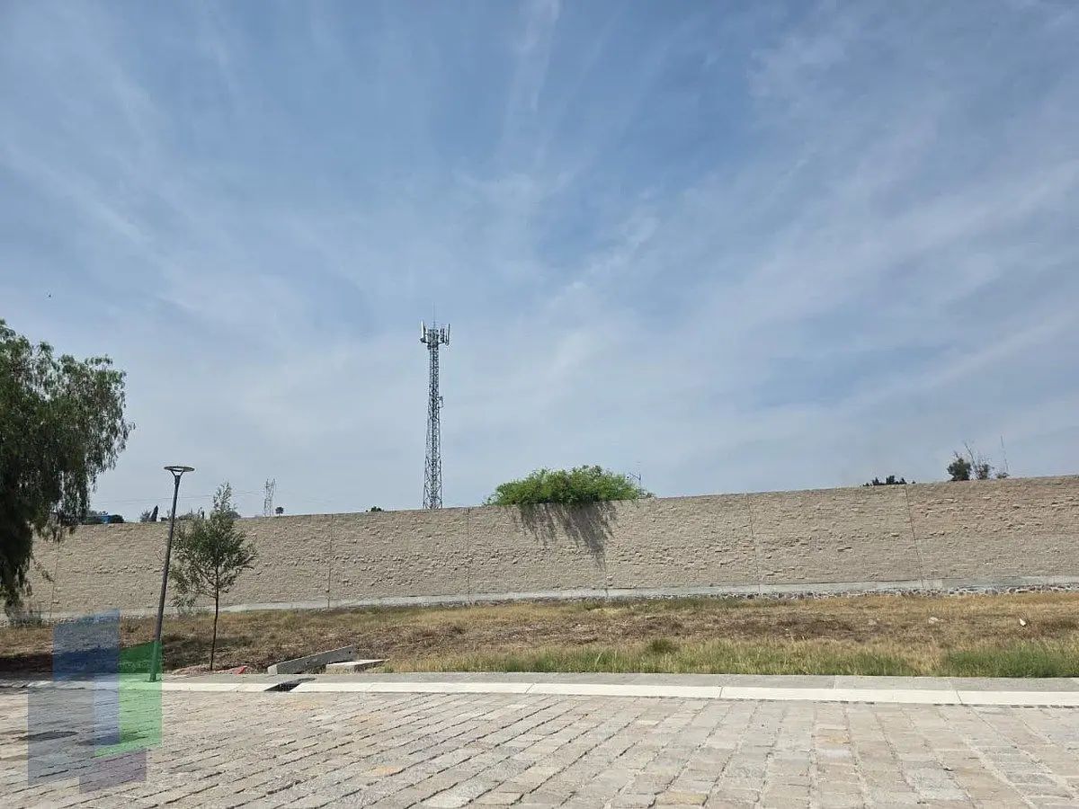 Terreno habitacional en Jurica dentro de privada con amenidades — foto 5