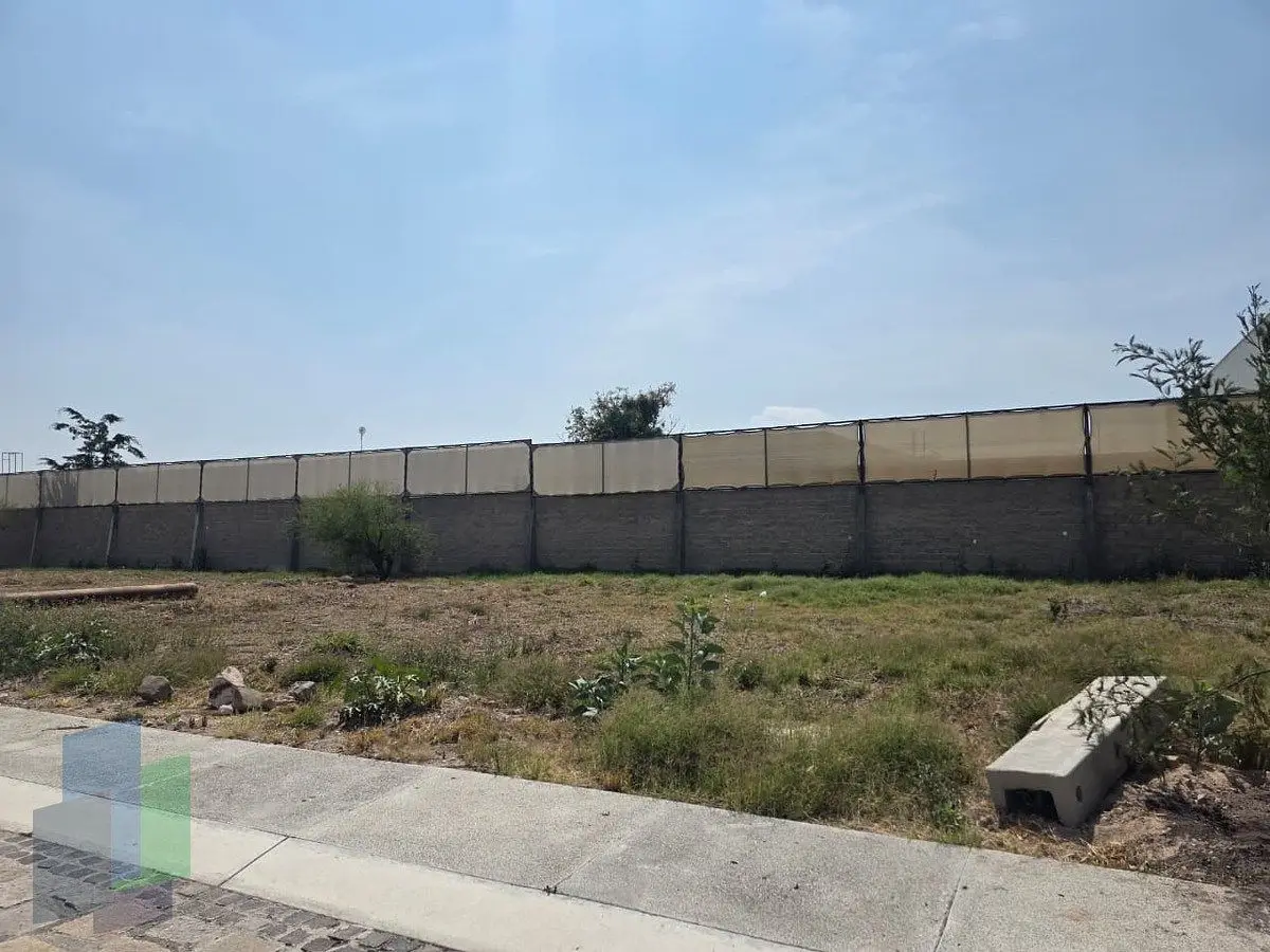 Terreno habitacional en Jurica dentro de privada con amenidades — foto 6