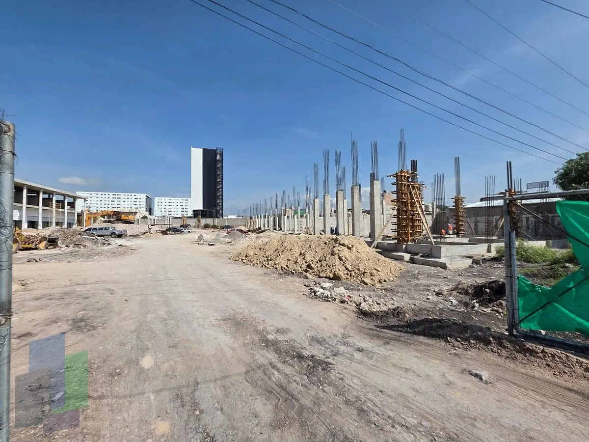 Local Comercial en Preventa en Plaza Garden Juriquilla 111m2 — foto 3