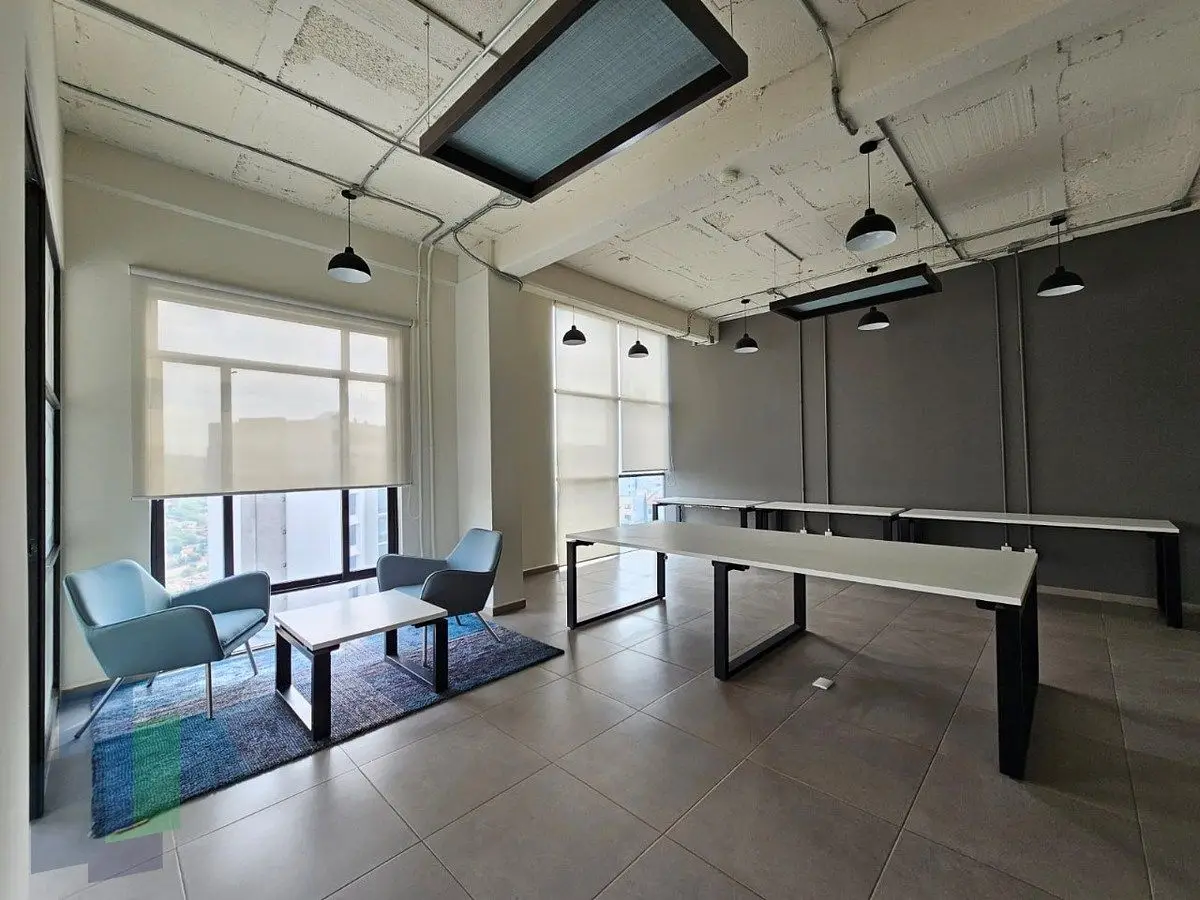 Milenio III | Oficina moderna en VENTA, con mobiliario — foto 2