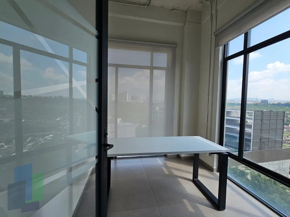 Milenio III | Oficina moderna en VENTA, con mobiliario — foto 5