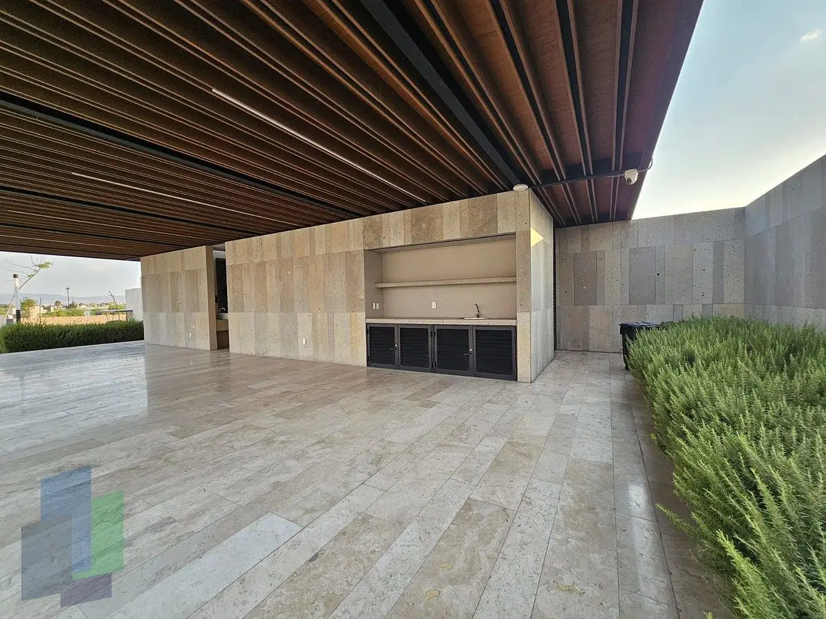 VENTA | Terreno plano 293m2, en condominio San Lorenzo, Lomas del Campanario — foto 3