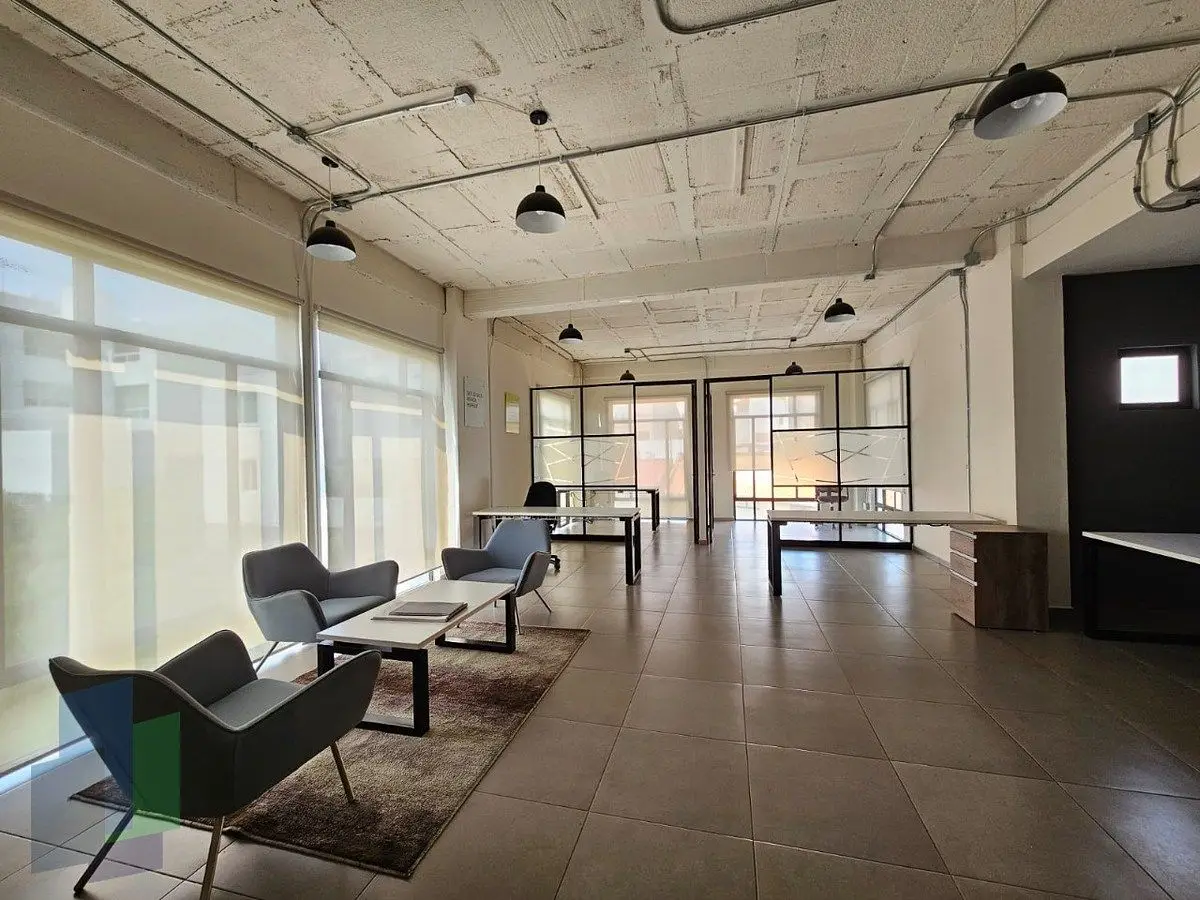 Milenio III | RENTA Oficina corporativa semiamueblada, en piso 4 — foto 2