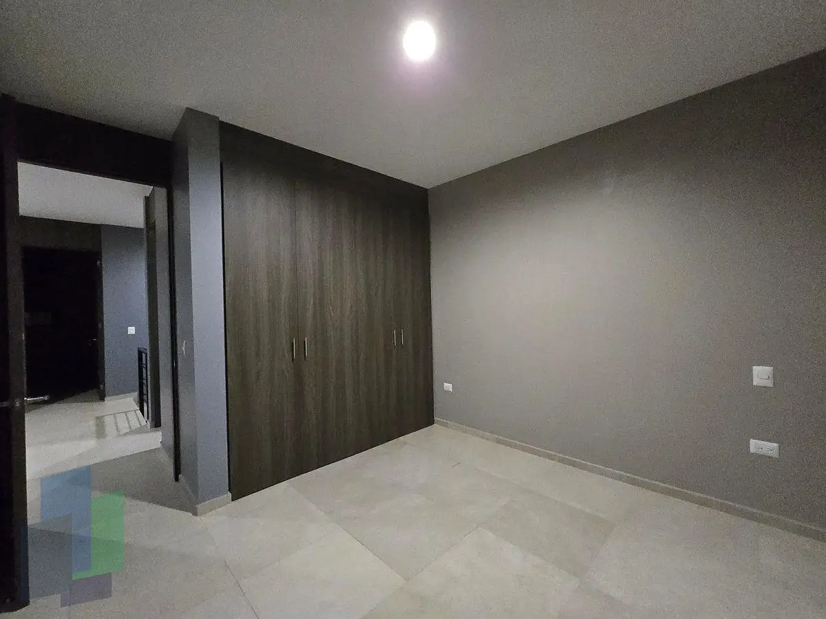 Casa en renta y venta en Zibatá con calentador solar y amenidades. — foto 4