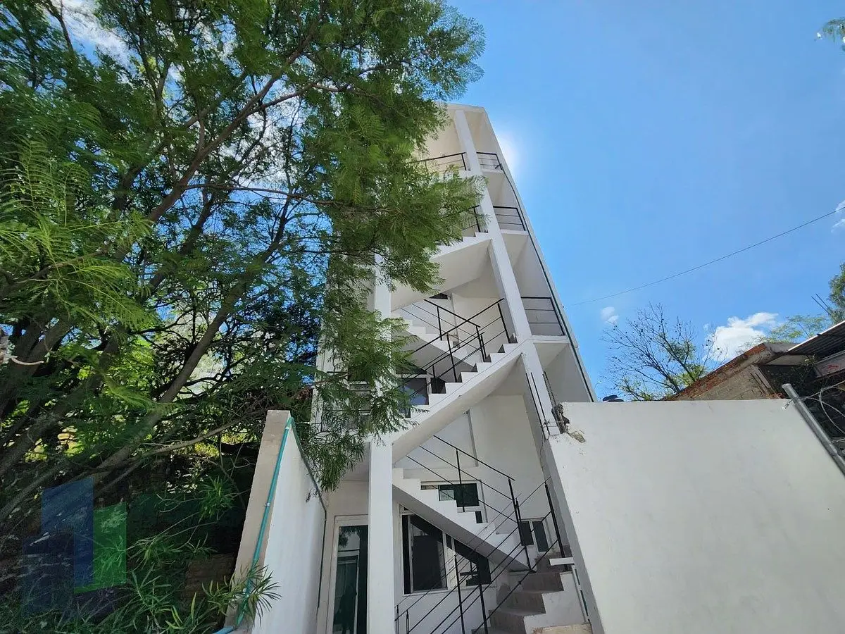 Edificio con 10 lofts en venta, Hércules, sobre av. principal — foto 2
