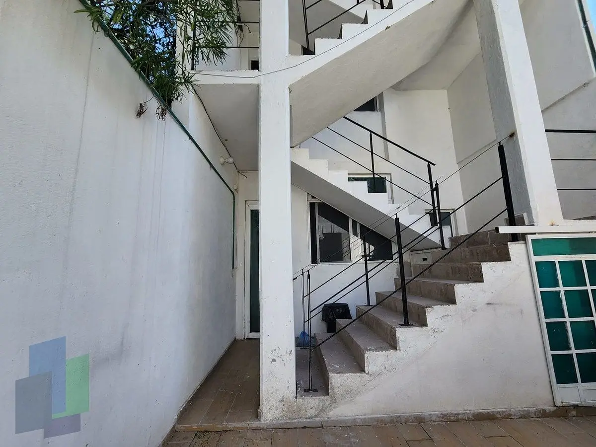 Edificio en venta en Hércules, sobre avenida principal — foto 2