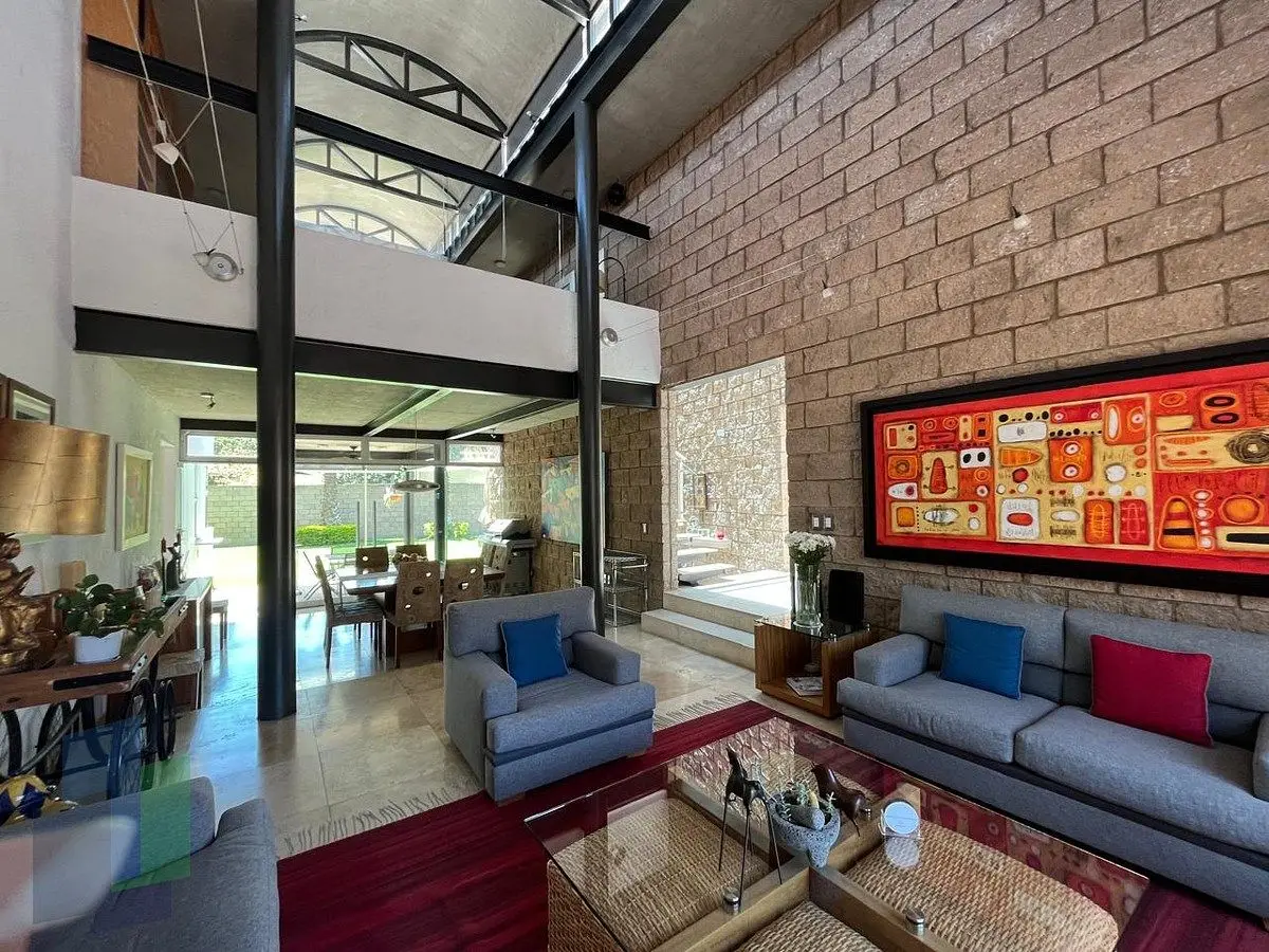 Jurica casa en venta con recámaras en planta baja y amplio jardín. — foto 4