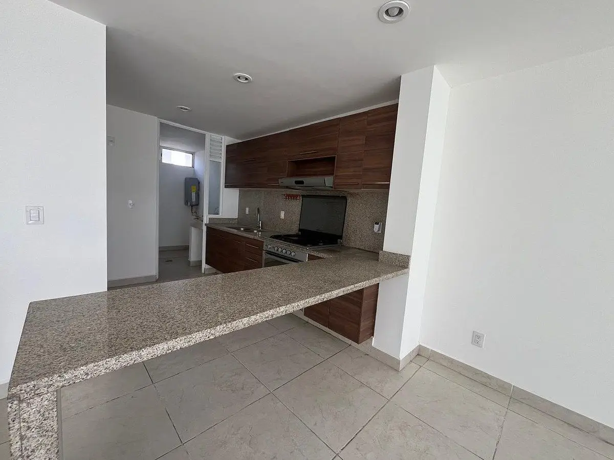 Casa en venta, en privada, de 3 recámaras con jardín y roof. — foto 3