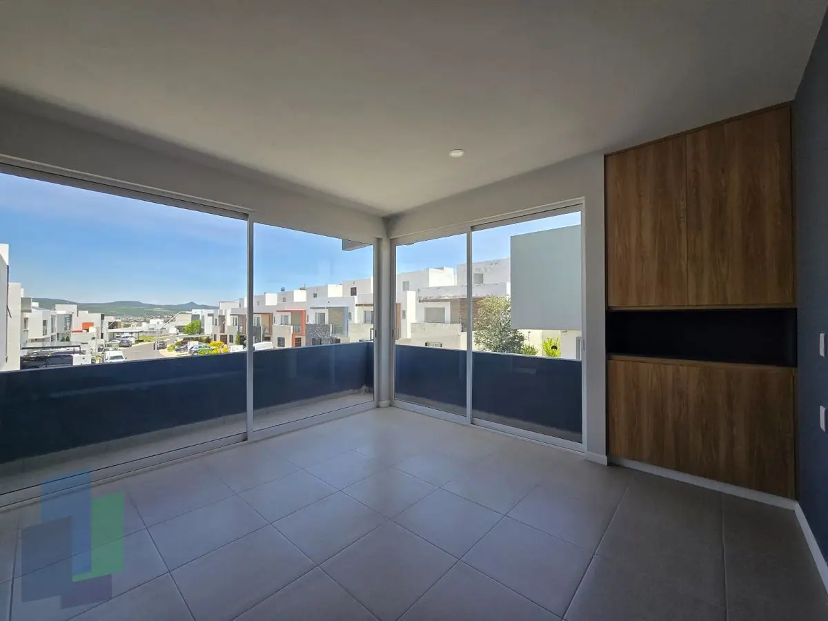 Grand Juriquilla | Casa en VENTA, diseño de autor, en esquina — foto 6