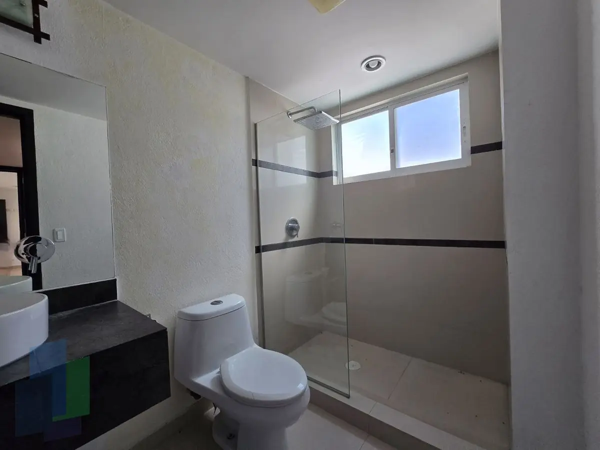 Casa en venta en San Francisco Juriquilla con amplios espacios. — foto 5